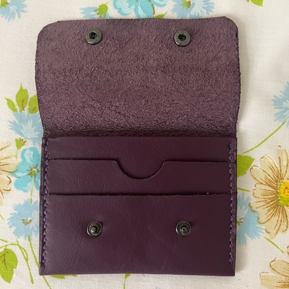 Handmade Genuine Leather Wallet - Picture 1 of 5